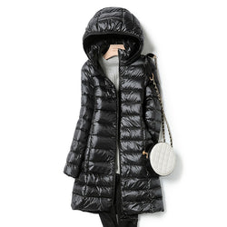 Esti | Langer Puffermantel mit leichter Kapuze Jacke