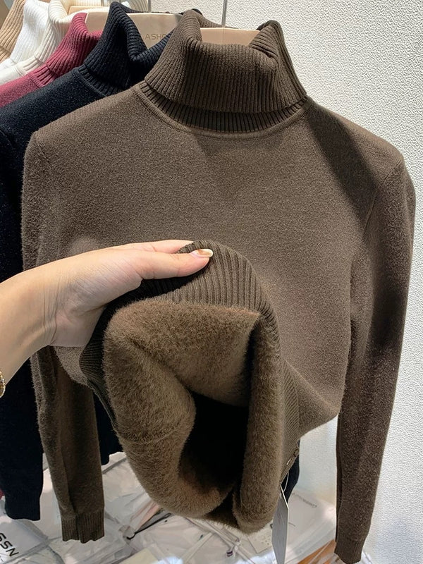 Izara | Eleganter Rollkragenpullover aus Samt