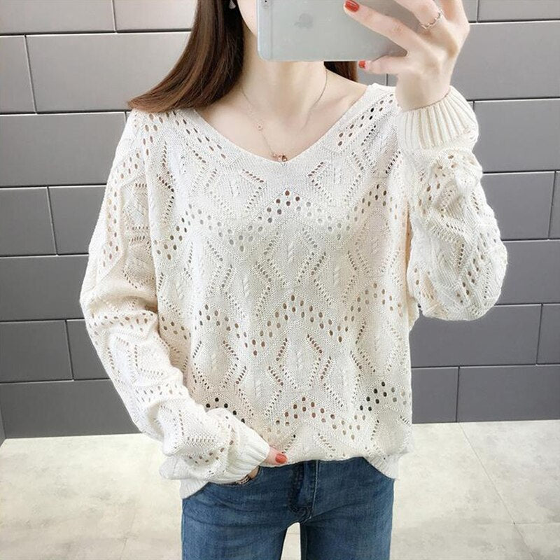 Liv | Koreanischer V-Ausschnitt Pullover mit Hohlkreuz