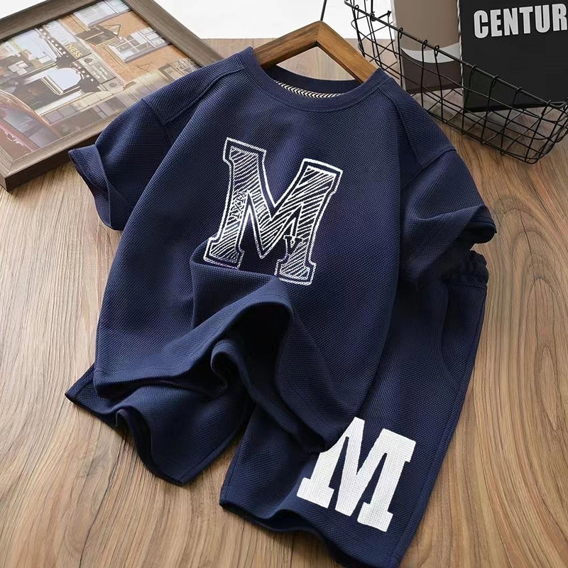 Derk | Lässiges Shirt und Shorts Set für Jungen mit Buchstabenaufdruck
