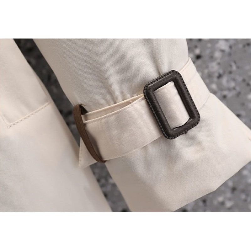 Chiara | Mittellanger eleganter Trenchcoat