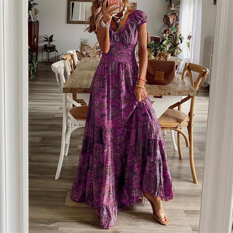 Minerva | Kurzärmeliges Maxikleid mit V-Ausschnitt und Boho-Print