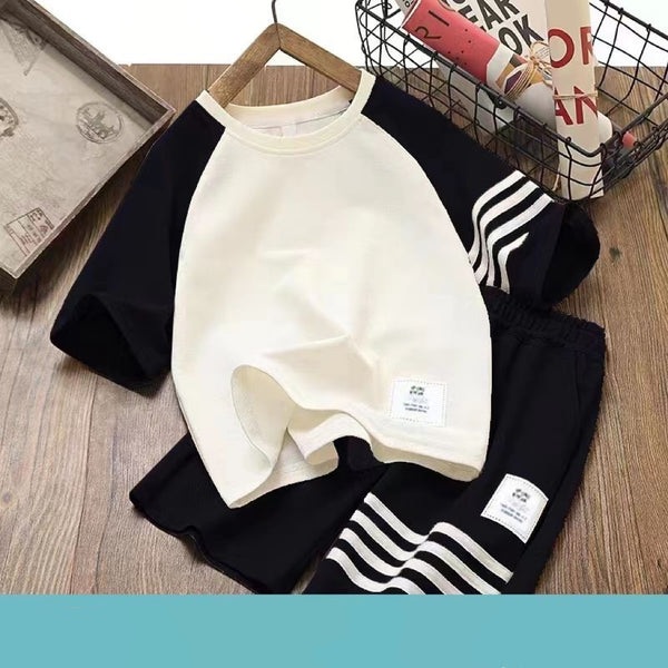 Derk | Lässiges Shirt und Shorts Set für Jungen mit Buchstabenaufdruck