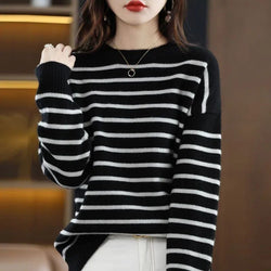 Julie | Gestreifter gestrickter Pullover mit O-Ausschnitt im Vintage-Stil
