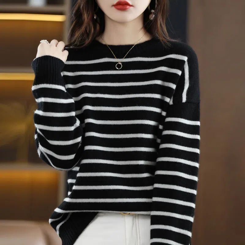 Julie | Gestreifter gestrickter Pullover mit O-Ausschnitt im Vintage-Stil