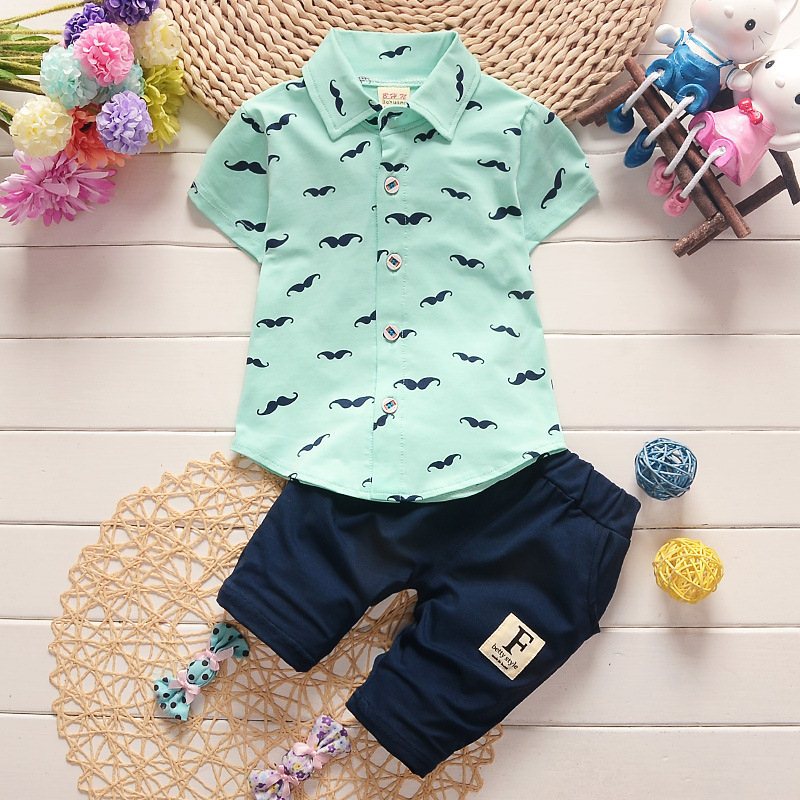 Ryan | Poloshirt und Shorts mit Schnurrbartdruck für Jungen
