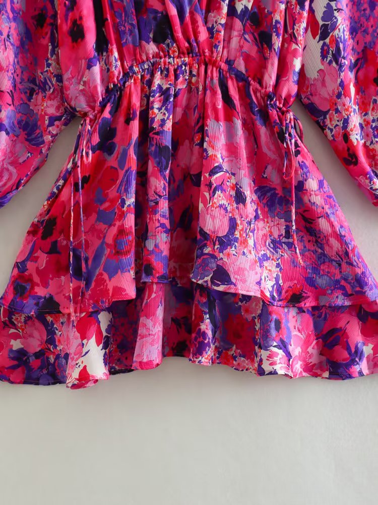 Hannah | Florales Minikleid mit V-Ausschnitt und Rüschen