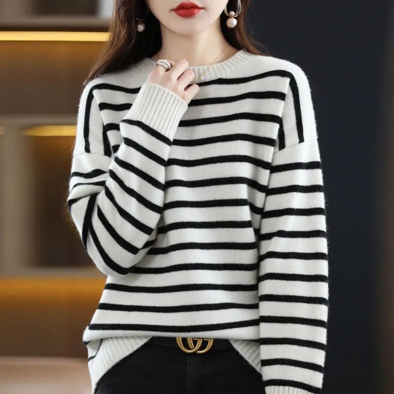 Julie | Gestreifter gestrickter Pullover mit O-Ausschnitt im Vintage-Stil
