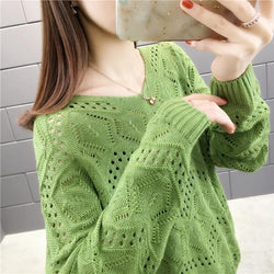 Liv | Koreanischer V-Ausschnitt Pullover mit Hohlkreuz