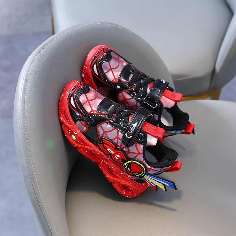 Vik | Jungen Spider-Man leuchtende LED beleuchtete Schuhe