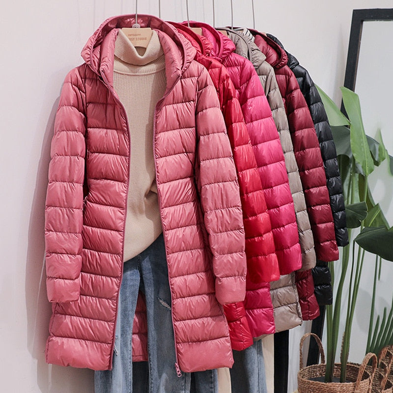 Esti | Langer Puffermantel mit leichter Kapuze Jacke