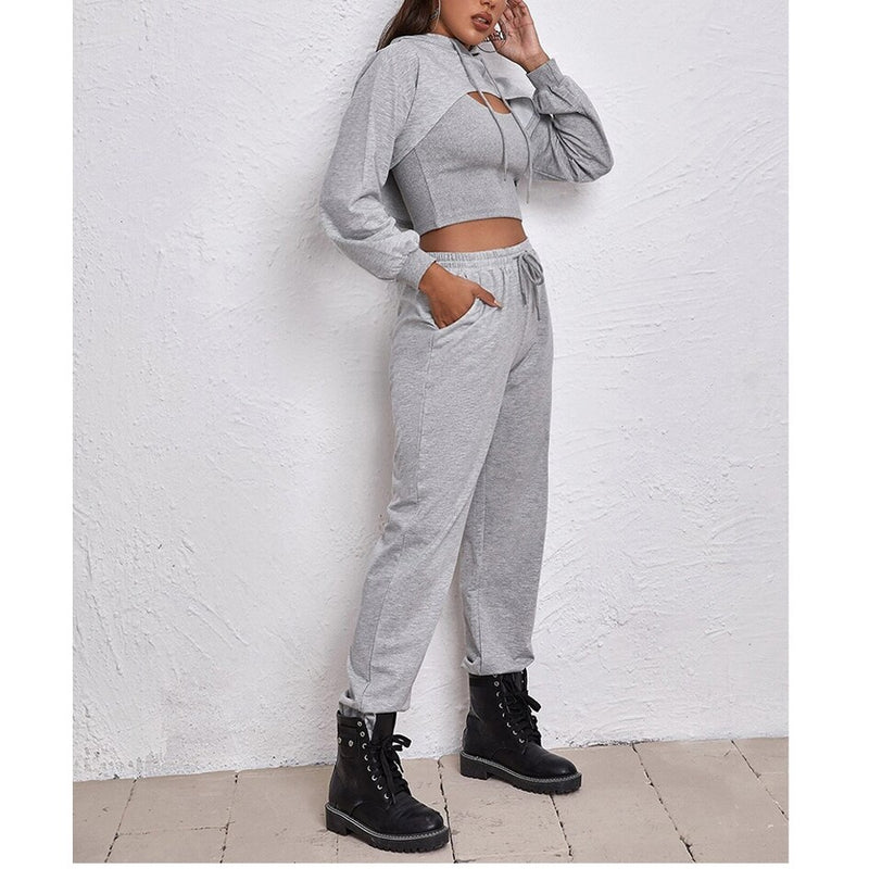 Sophie | Stilvolles Drei-Teile-Set für Damen: Kapuzenweste, Sweater und Hose